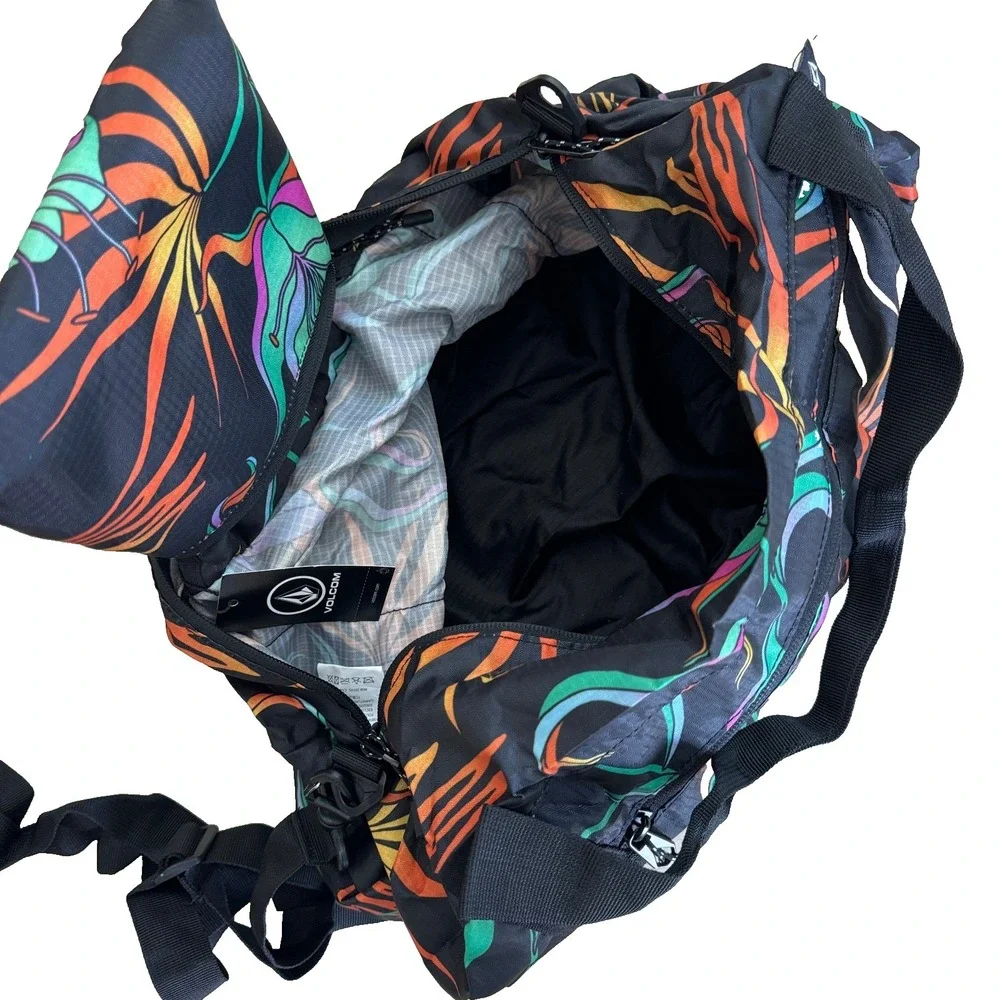 Volcom Packable Duffel Bag‎ Black Streetwear Travel Gym Lightweight 10 X 18 X 10